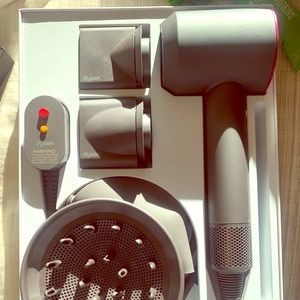 Dyson super sonic hair dryer